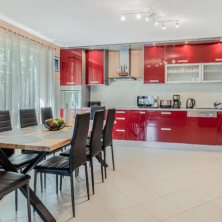 Vila Charming Nika With The Pool *